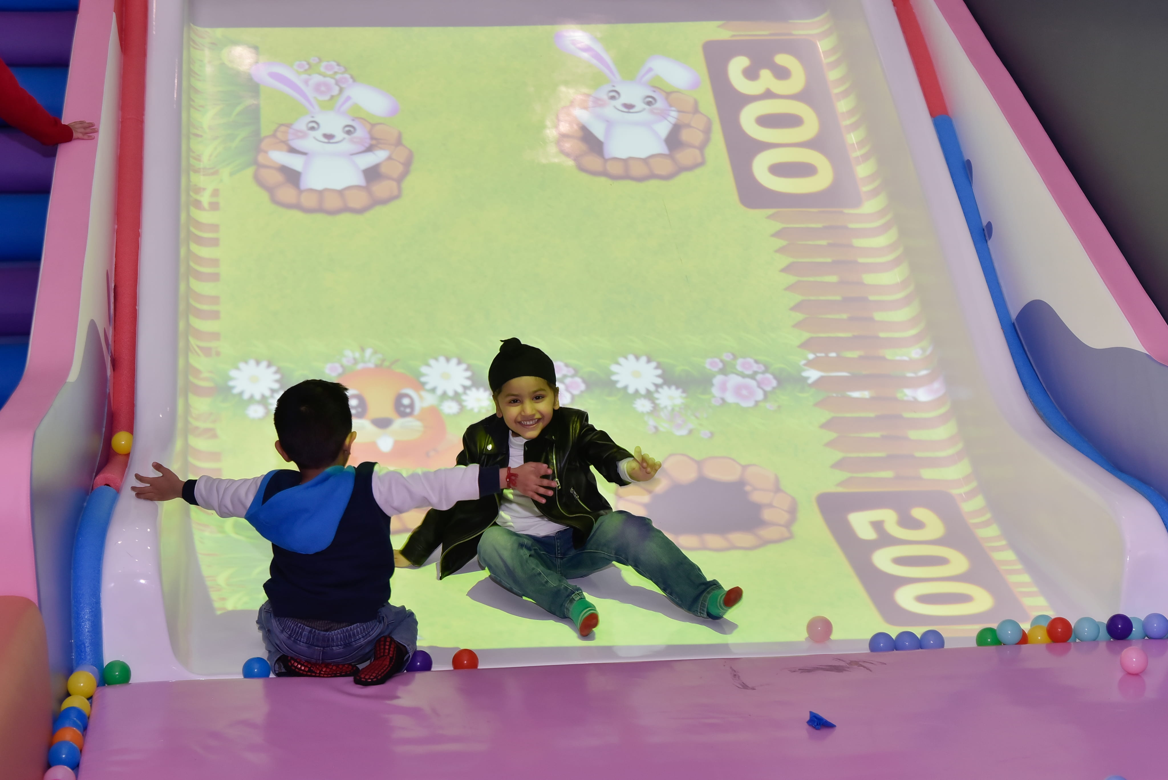 Interactive sports VR experience